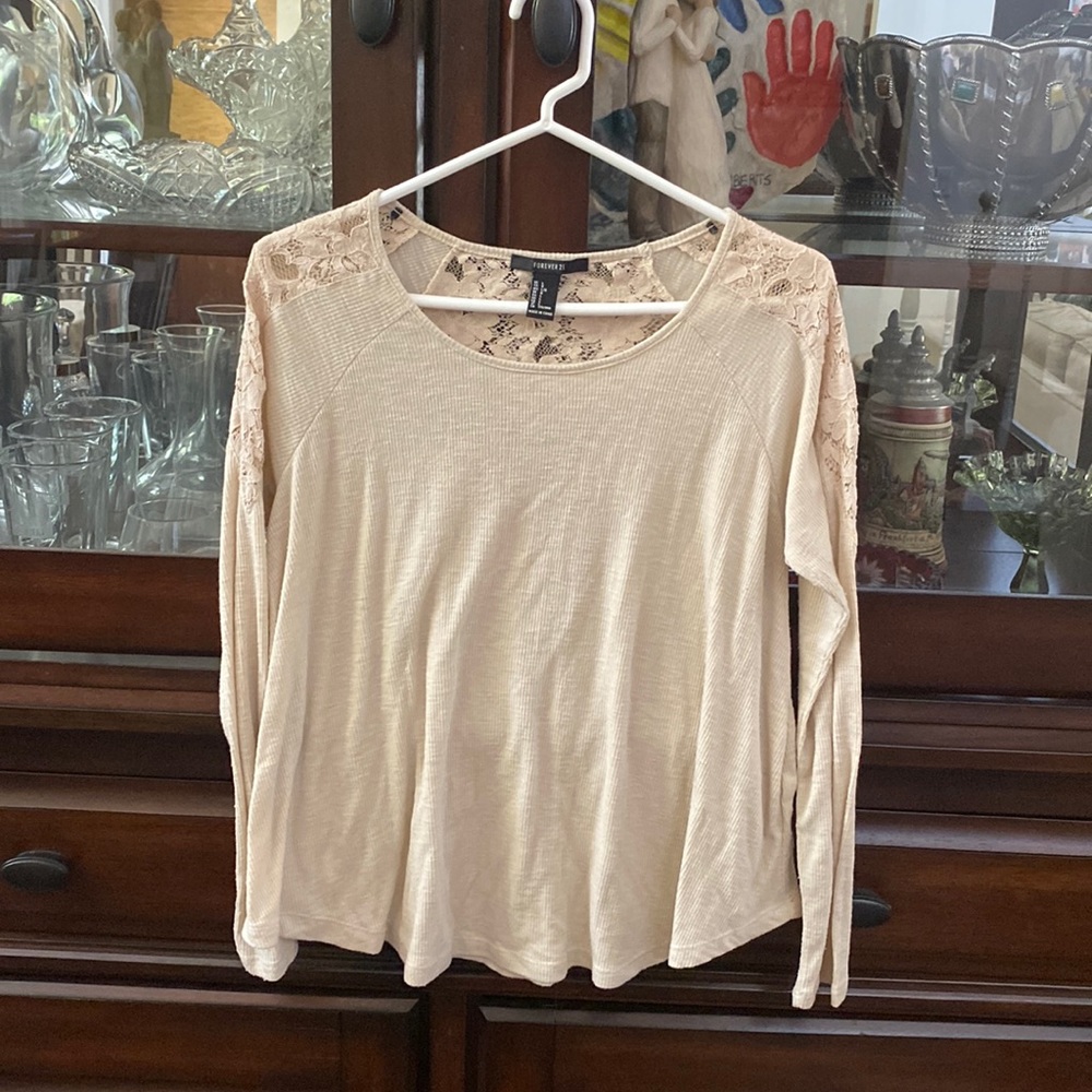 Vintage Forever 21 flower lace long sleeve
